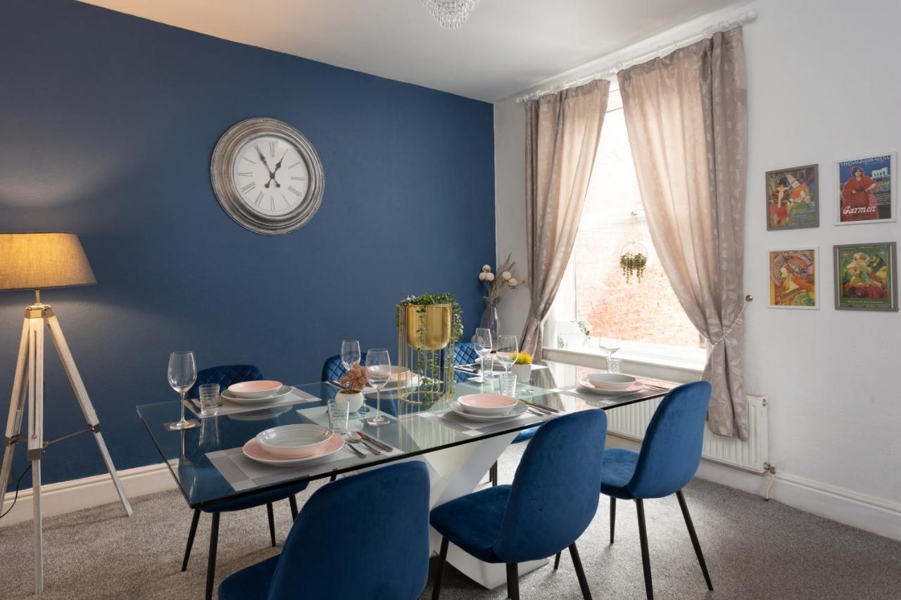Lovely City Town House With Free Parking Sleeps 2 To 6 Guests Йорк Екстериор снимка